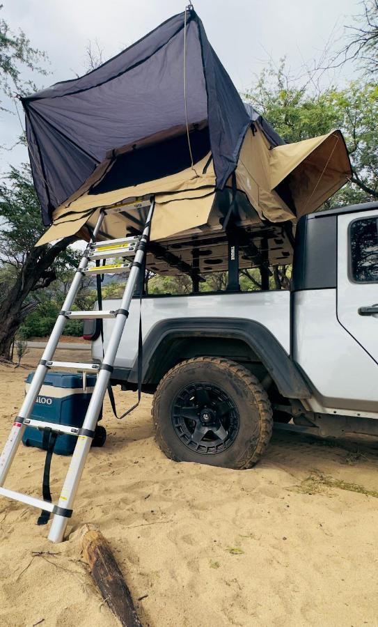 Explore Maui'S Diverse Campgrounds And Uncover The Island'S Beauty From Fresh Perspectives Every Day As You Journey With Aloha Glamp'S Great Jeep Equipped With A Rooftop Tent Пайа Екстериор снимка